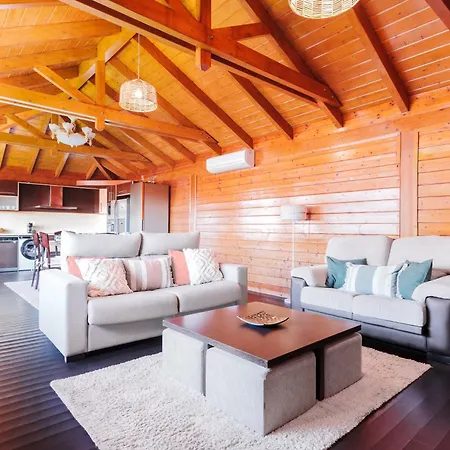 Wooden House With Private Pool Lush Garden La Laguna (Tenerife)