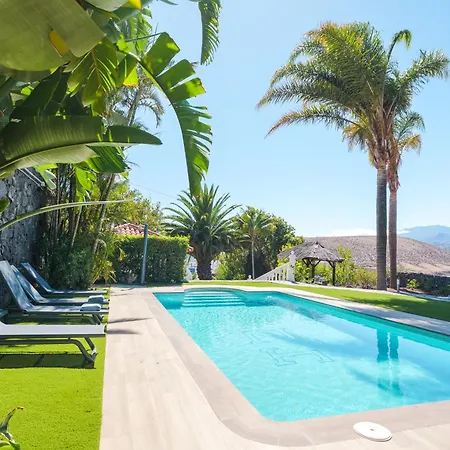 Wooden House With Private Pool Lush Garden La Laguna (Tenerife)