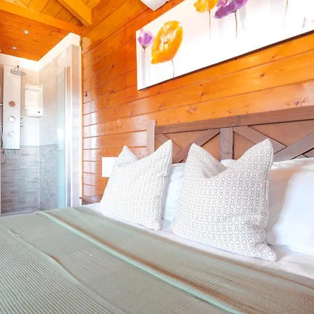 Wooden House With Private Pool Lush Garden Ferienhaus