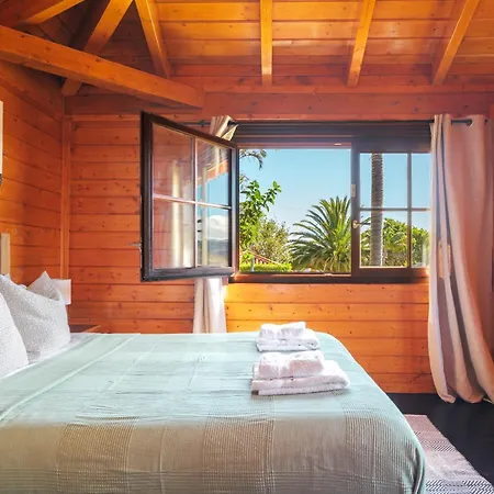 Wooden House With Private Pool Lush Garden * San Cristóbal de La Laguna