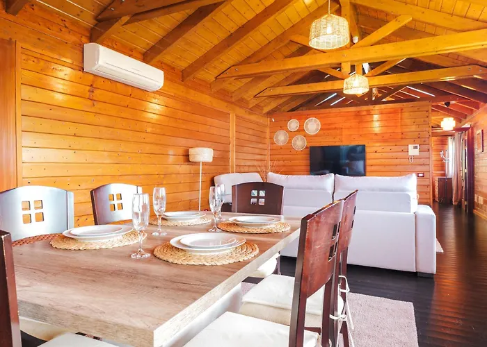 Wooden House With Private Pool Lush Garden