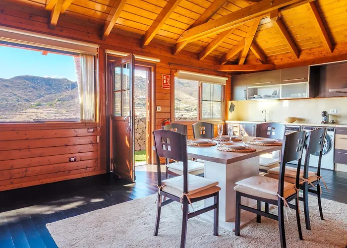 Wooden House With Private Pool Lush Garden * La Laguna