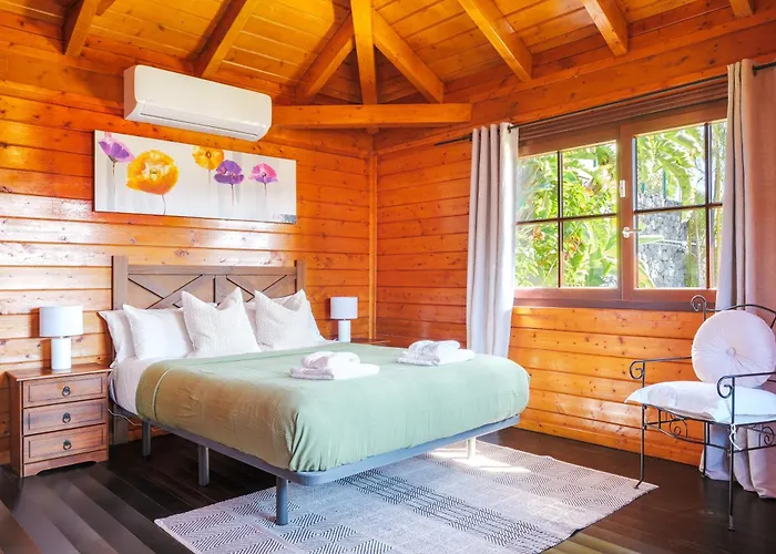Wooden House With Private Pool Lush Garden La Laguna