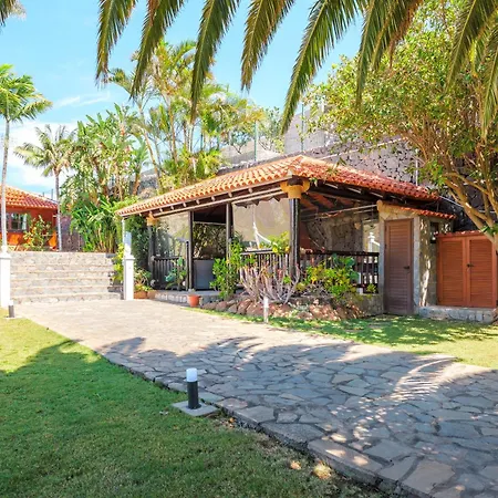 Wooden House With Private Pool Lush Garden Ferienhaus San Cristóbal de La Laguna